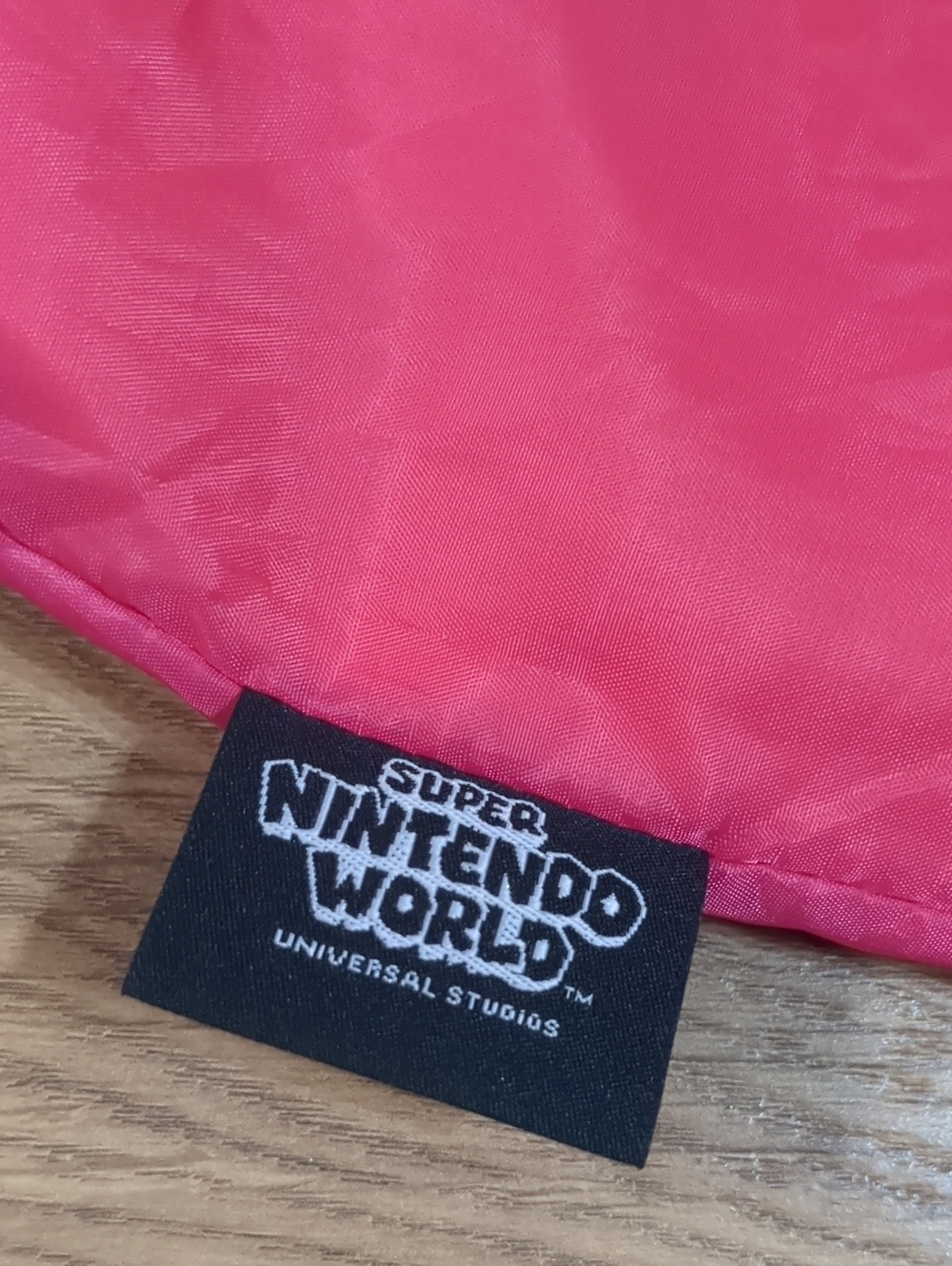 UNIVERSAL STUDIOS SUPER NINTENDO WORLD PRINCESS PEACH DRAWSTRING BACKPACK - Picture 6 of 9